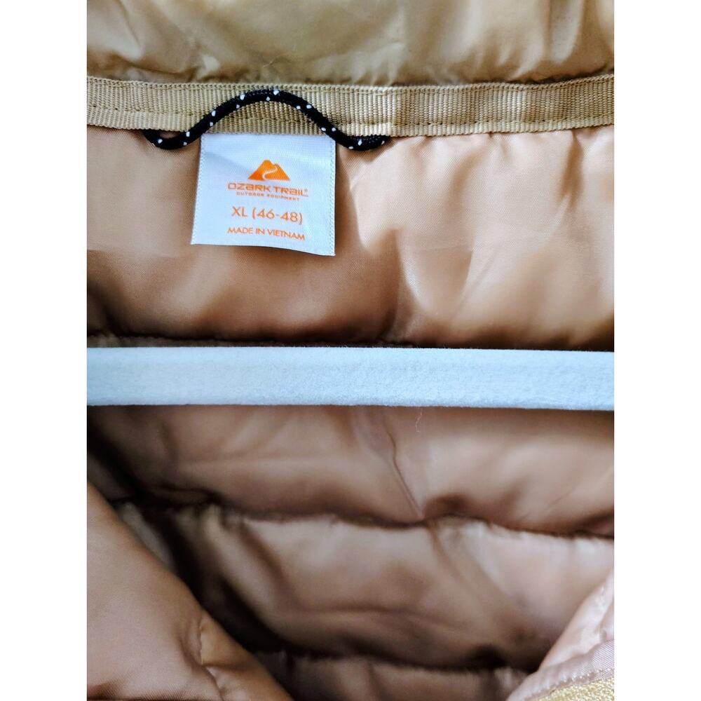 Ozark Trail Beige Puff Jacket, Women's XL - Picture 2 of 6